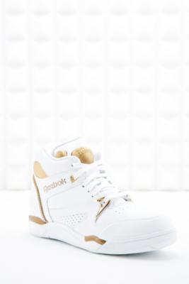 reebok aerobic trainers