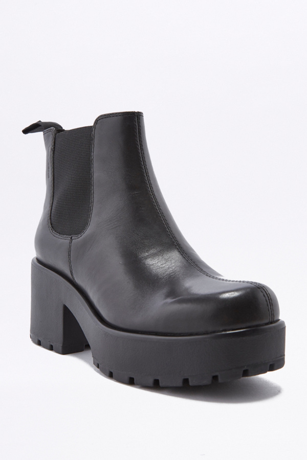 Vagabond Dioon Black Leather Chelsea Ankle Boots Urban Outfitters UK