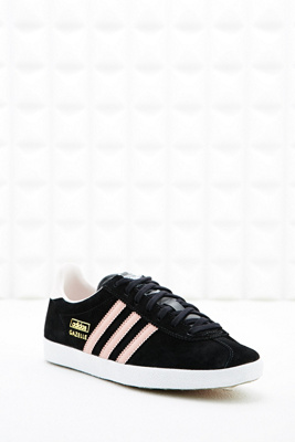 adidas gazelle black and pink