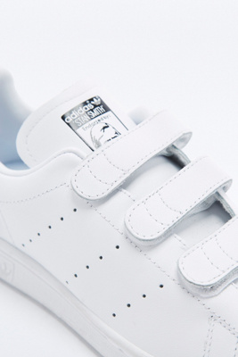 stan smith scratch serpent