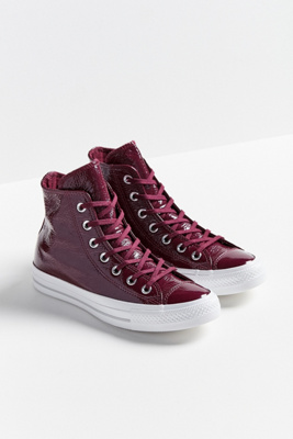 bordeaux patent montante urbanoutfitters