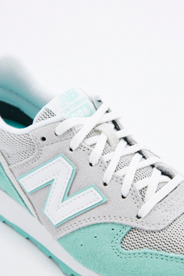 new balance 996 urban outfitters