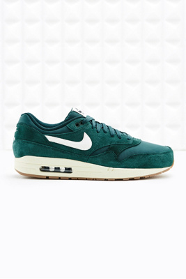 green suede air max