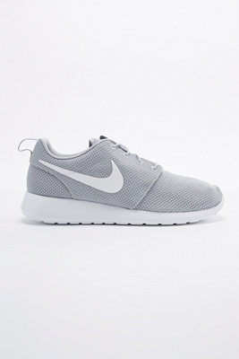 roshe run trainers