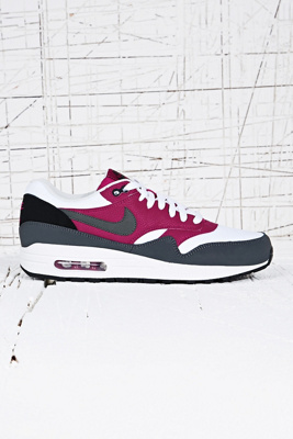 air max 1 essential trainer