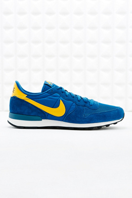 nike blue and yellow trainers