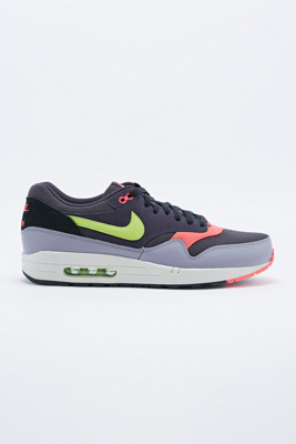 air max 1 essential trainer