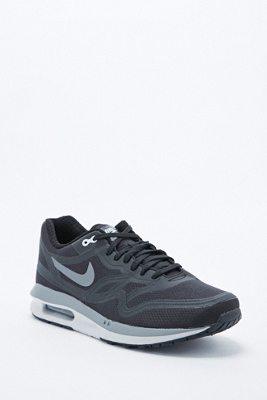 nike water repellent trainers