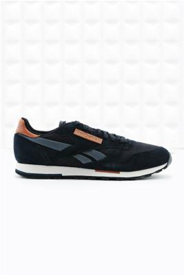reebok classic utility suede trainers in black
