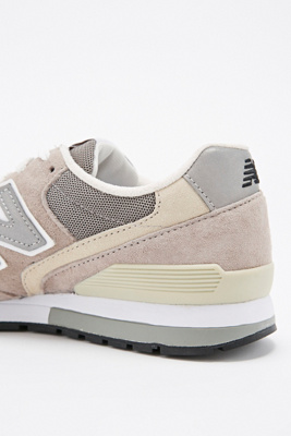 new balance 996 urban outfitters