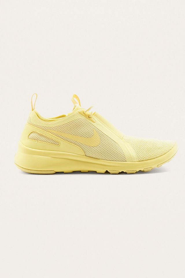womens yellow nike trainers