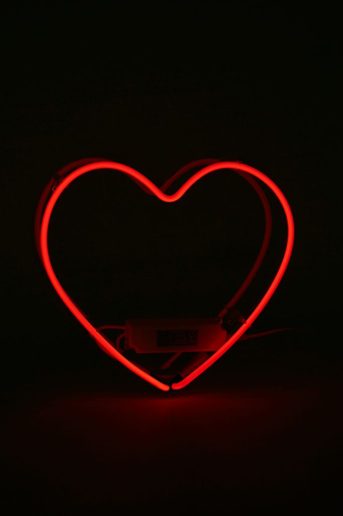 Red Neon Heart Light | Urban Outfitters UK