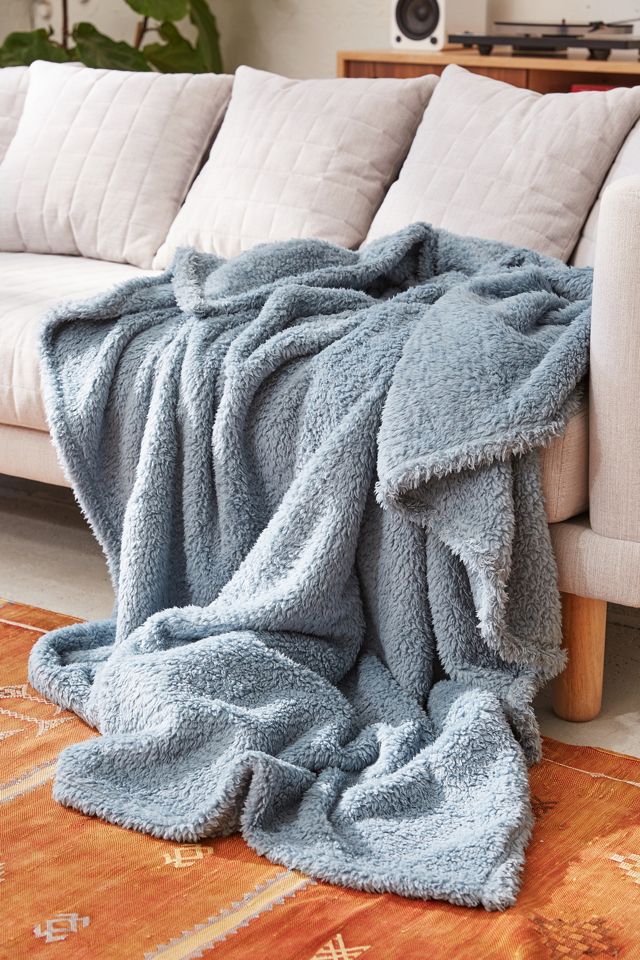 Amped Fleece Throw Blanket Urban Outfitters UK