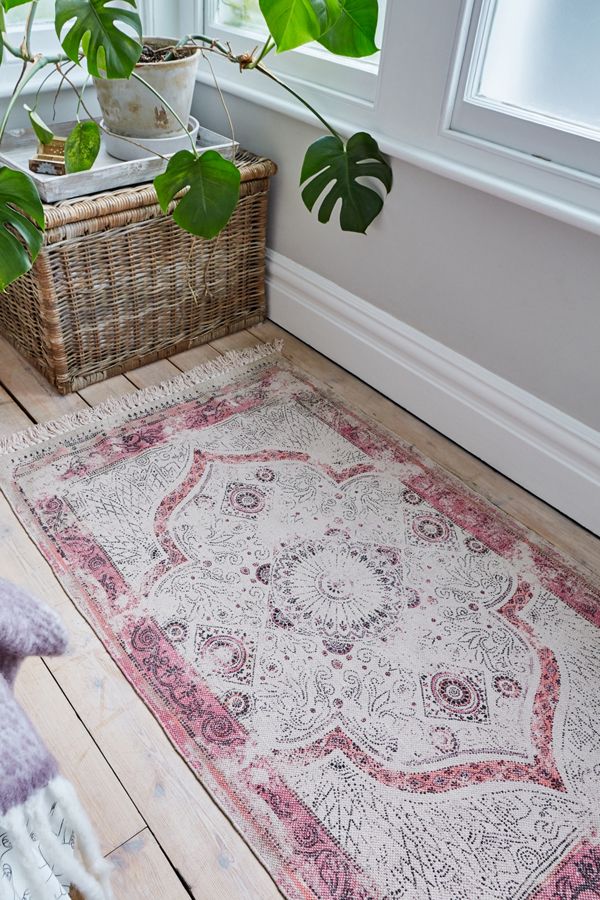 Iona Dotted Pink Medallion Print 3x5 Rug Urban Outfitters Uk