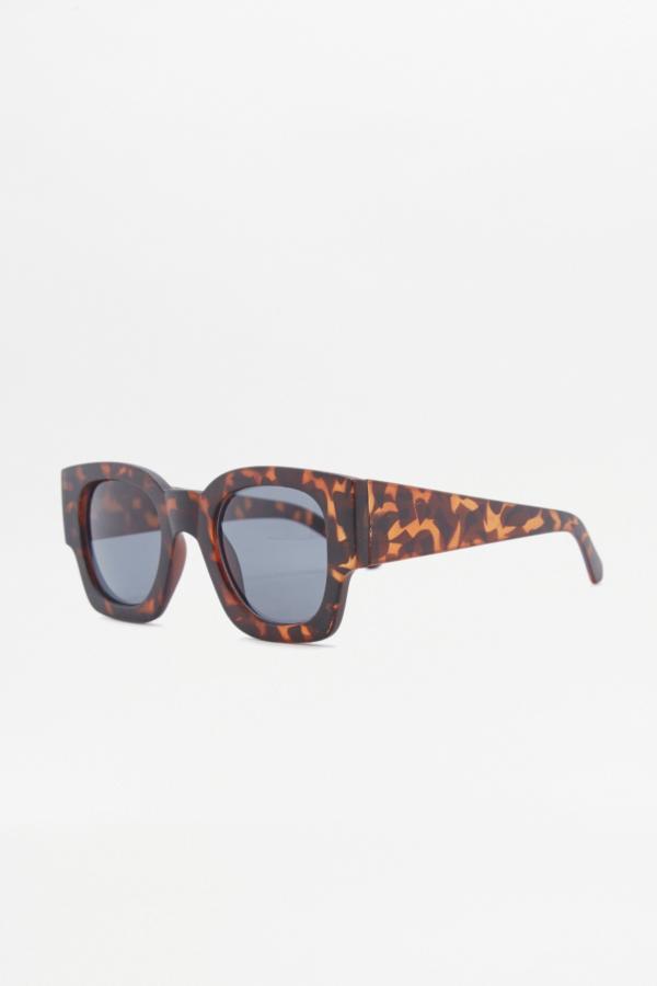 Matte Tortoise Square Sunglasses Urban Outfitters Uk 