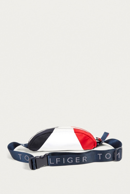 tommy hilfiger fanny pack urban outfitters