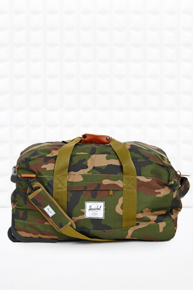 Herschel Wheelie Luggage in Camo | Urban Outfitters UK