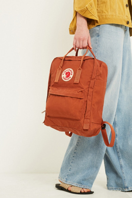 fjallraven kanken backpack brick