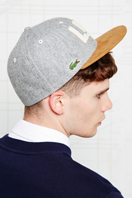 snapback lacoste