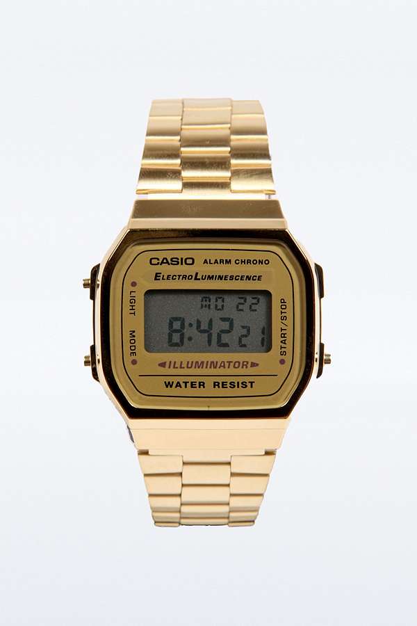 Casio Gold Classic Digital Watch | Urban Outfitters DE