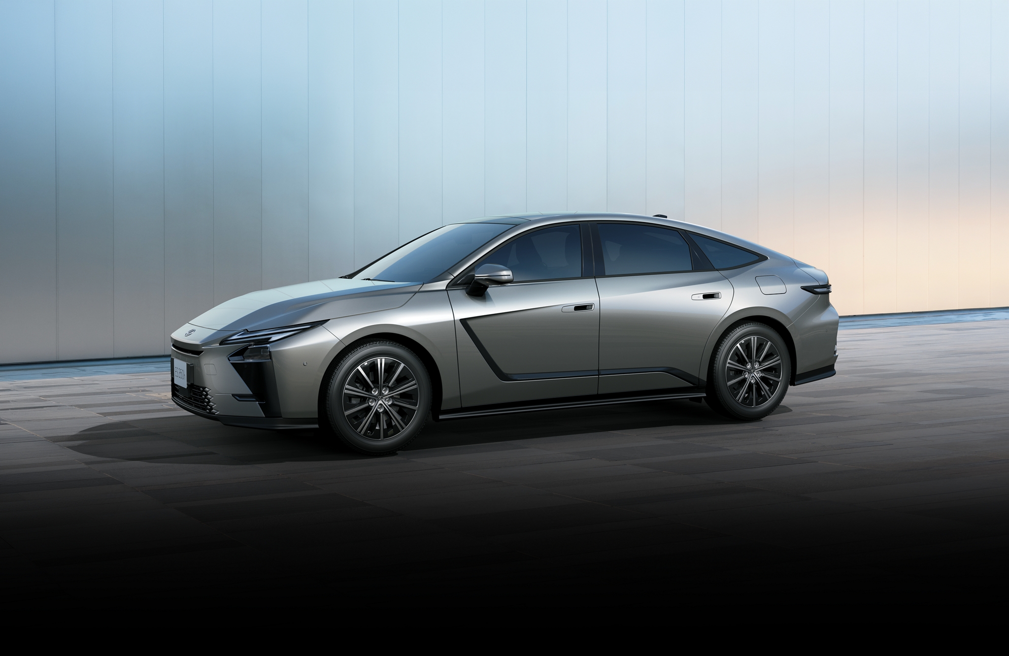 Lexus ES 350h exterior