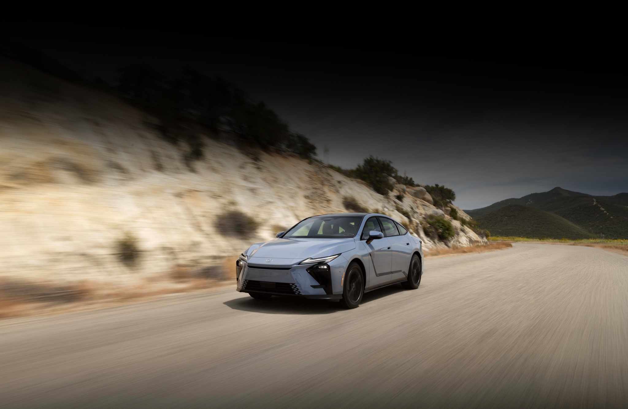 Lexus ES 350h test drive