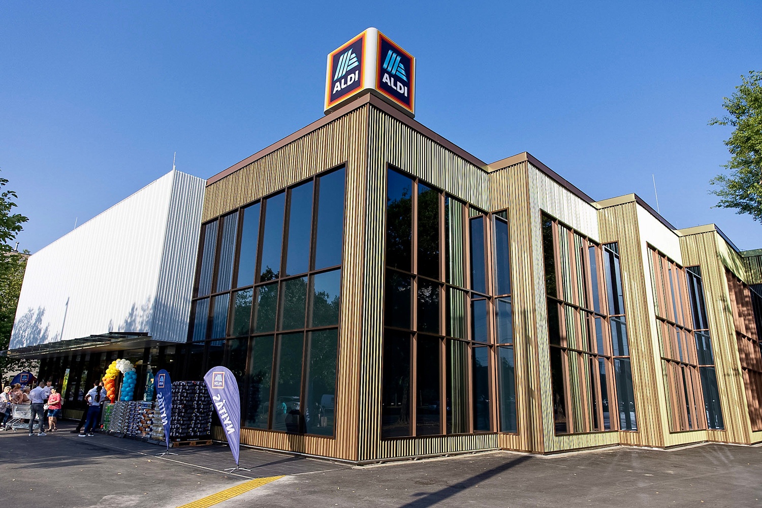 Hatodik áruházát nyitotta meg az ALDI Debrecenben