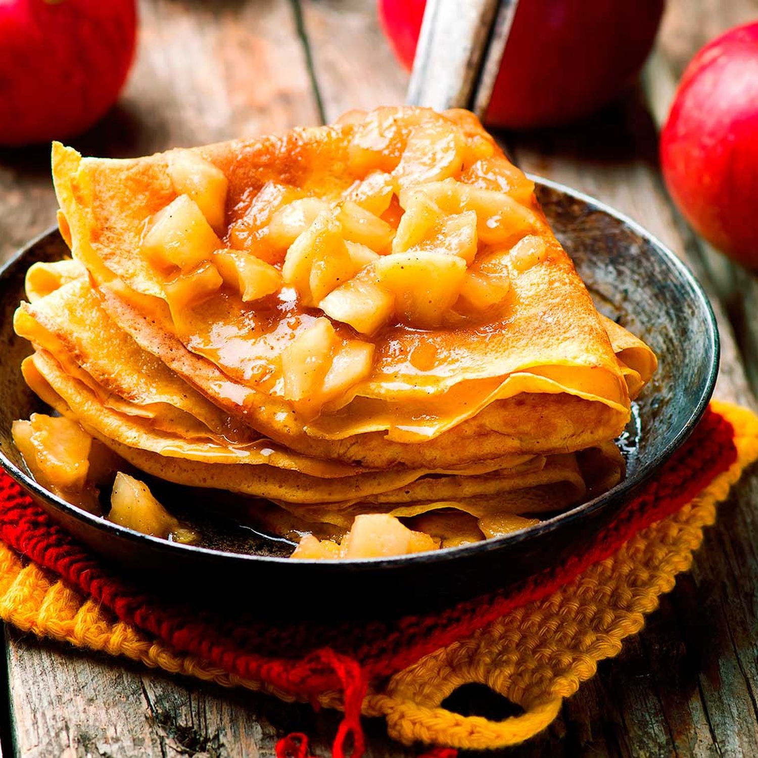 Apfel-Crêpes Rezept | HOFER Rezeptwelt