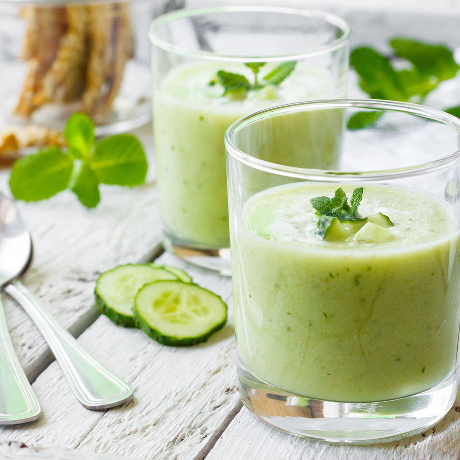 Avocado-Gurke-Soja-Smoothie Rezept | HOFER Rezeptwelt