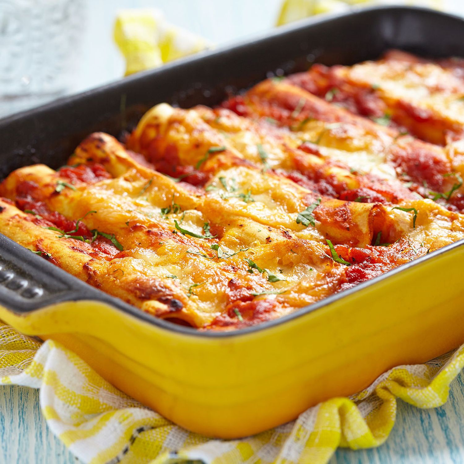Cannelloni mit Tomaten-Zucchini-Ragout