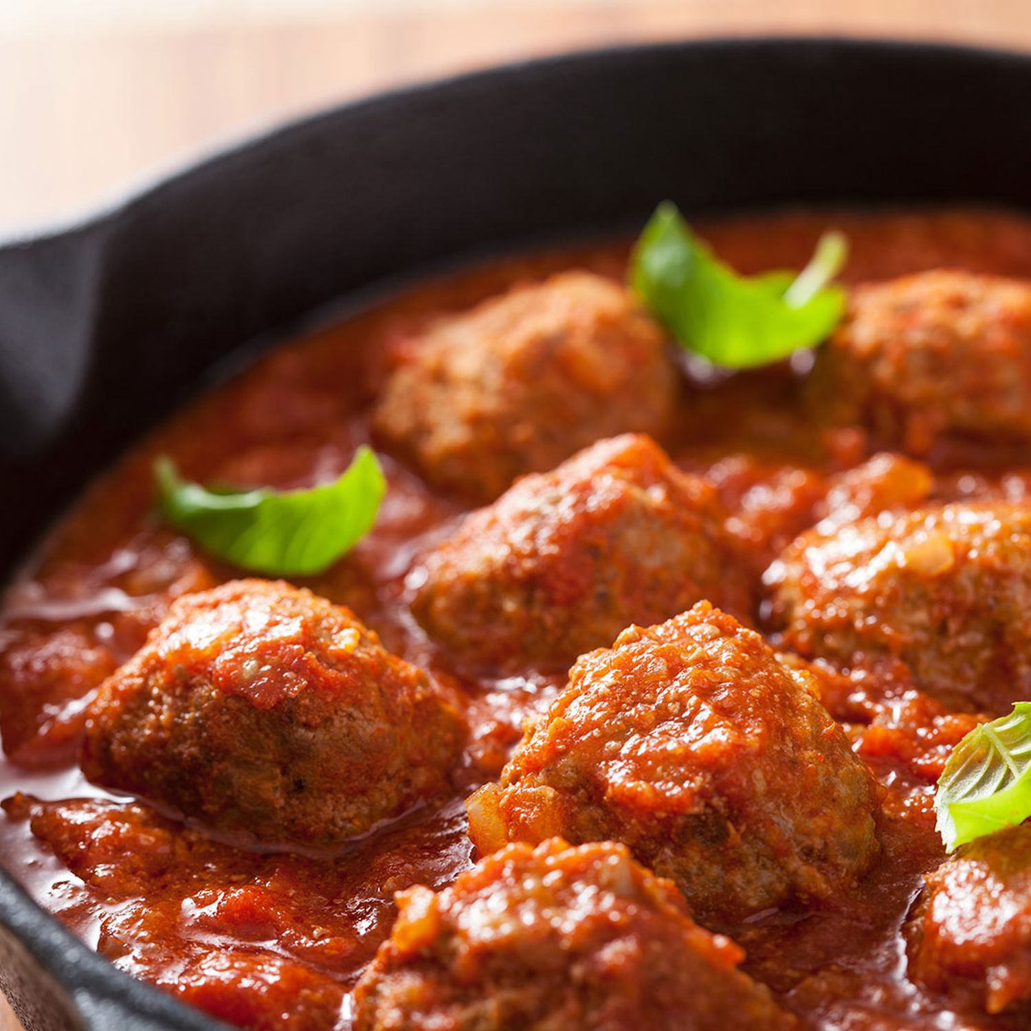 Fleischbällchen in Tomatensauce Rezept | HOFER Rezeptwelt