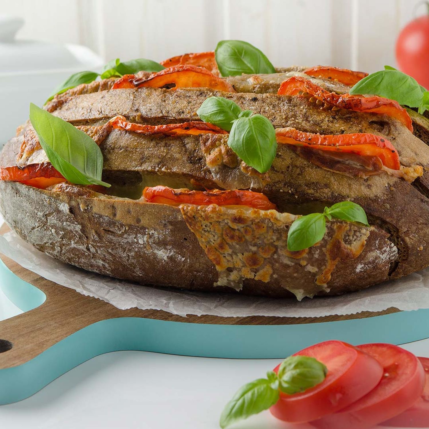 Caprese-Partybrot Rezept | HOFER Rezeptwelt