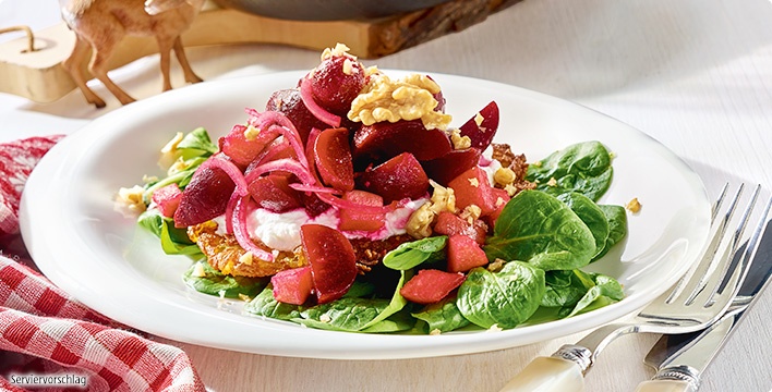 Rote Bete Salat mit Ziegenkäse auf Rösti und Feldsalat | ALDI Rezeptwelt