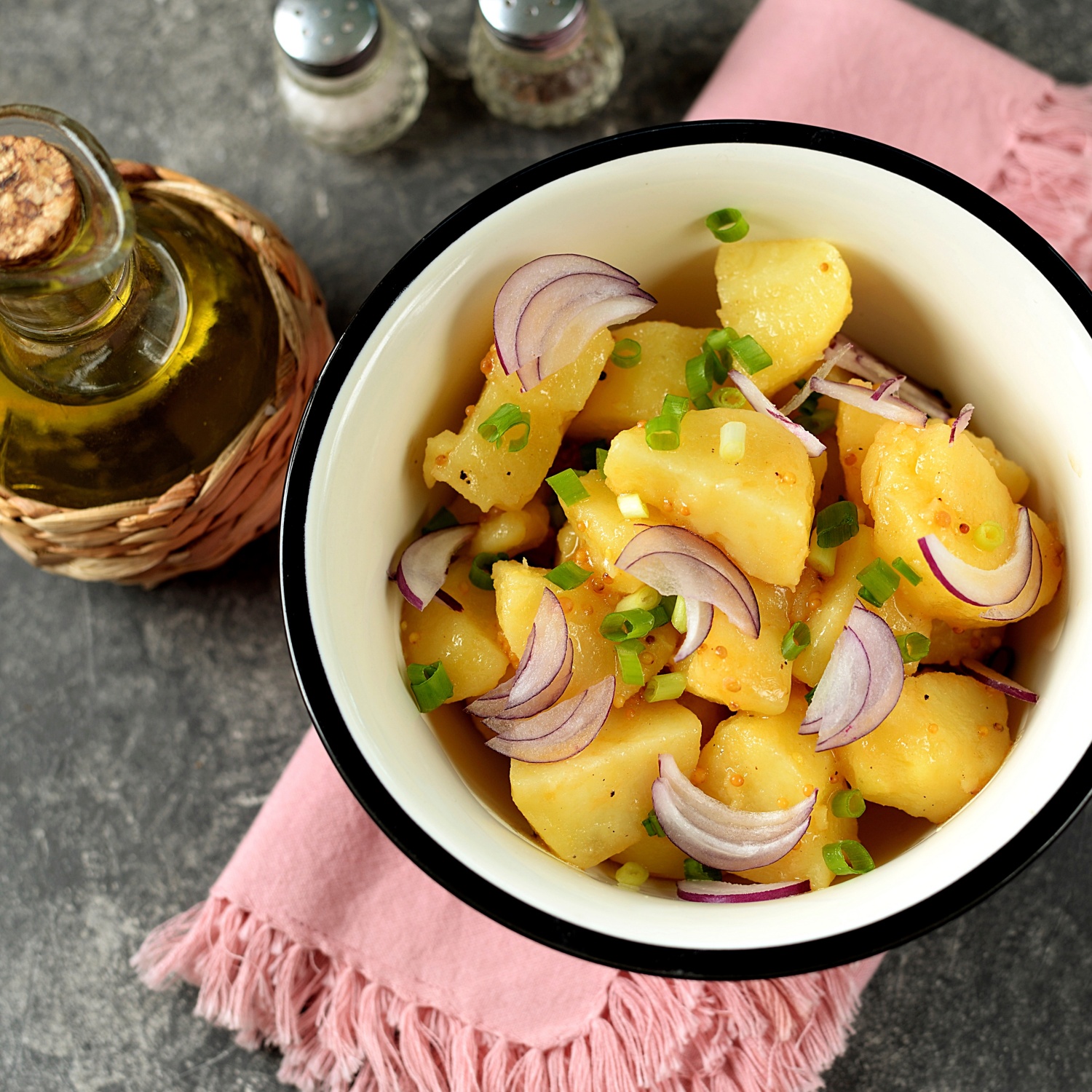 Bayrischer vegetarischer Kartoffelsalat | ALDI Rezeptwelt