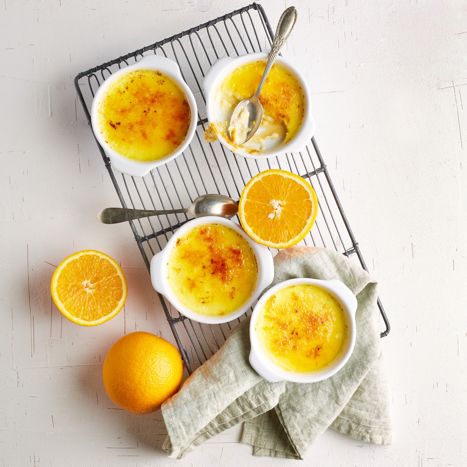 Crème Brûlée mit marinierten Orangenscheiben | ALDI Rezeptwelt