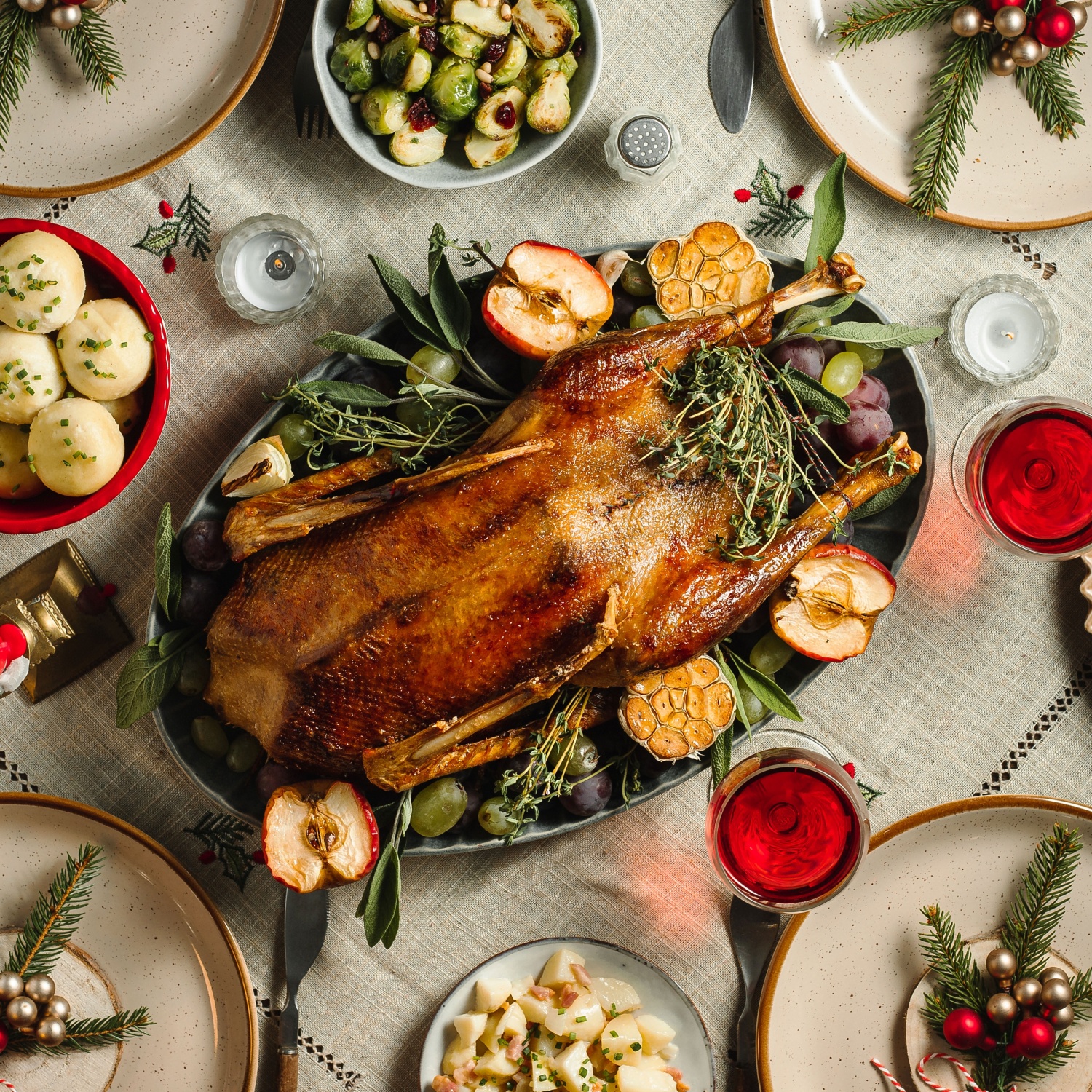 Weihnachtsgans mit Apfel-Zwiebel-Füllung | ALDI Rezeptwelt