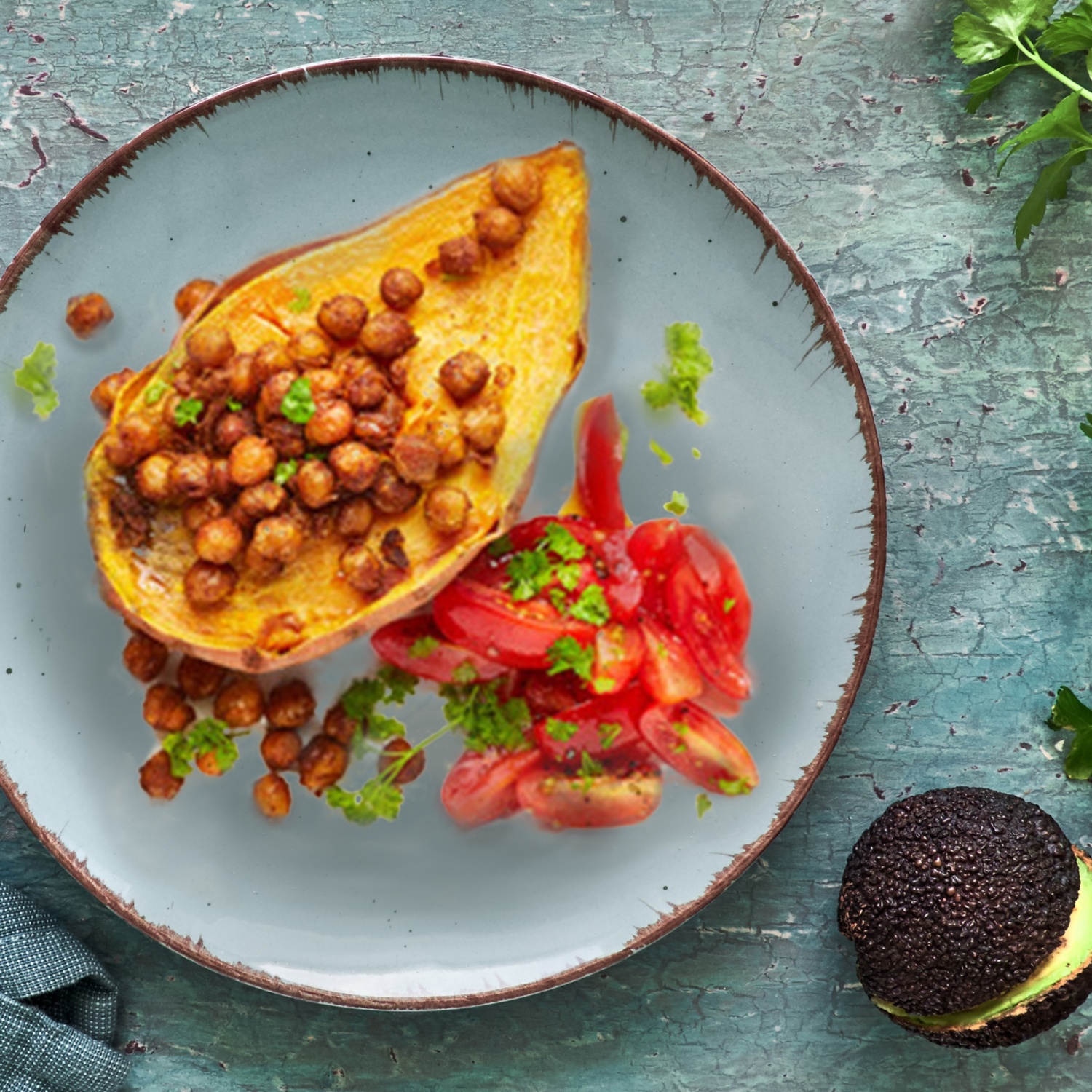 Gebackene Süßkartoffeln mit Kichererbsen | ALDI Rezeptwelt