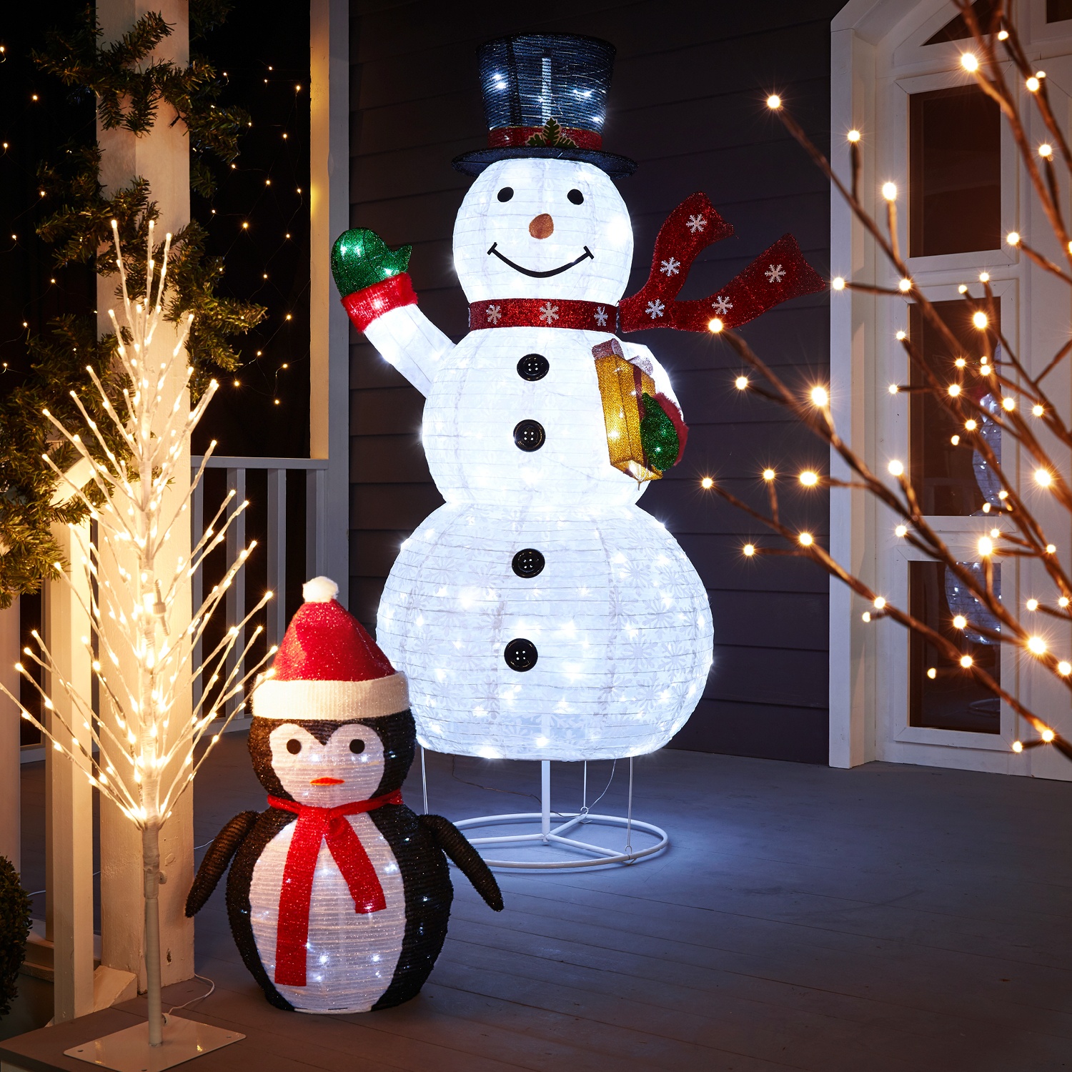 Weihnachtsmann - 10 x 7 cm LED Anstecker -  Button NEU - Blinkend 