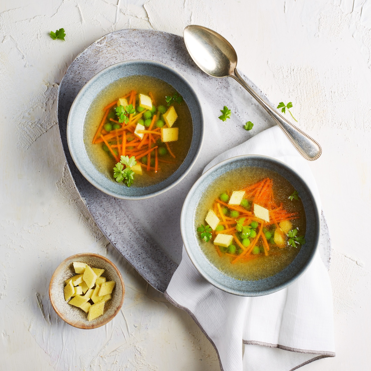 Gemüsebrühe mit Eierstich | ALDI Rezeptwelt