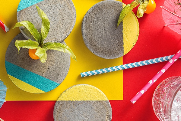 Bunte Glasuntersetzer für die Sommerparty 