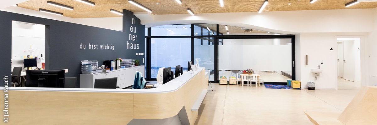 Empfangsbereich Bürogebäude Neunerhaus 