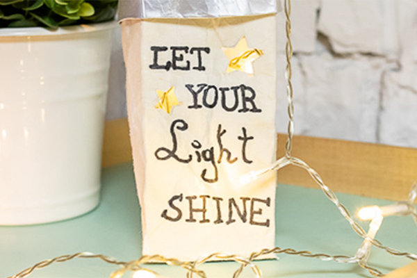 Stimmungsleuchte aus Milchverpackung