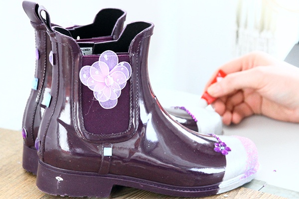 Gummistiefel bunt und individuell bekleben