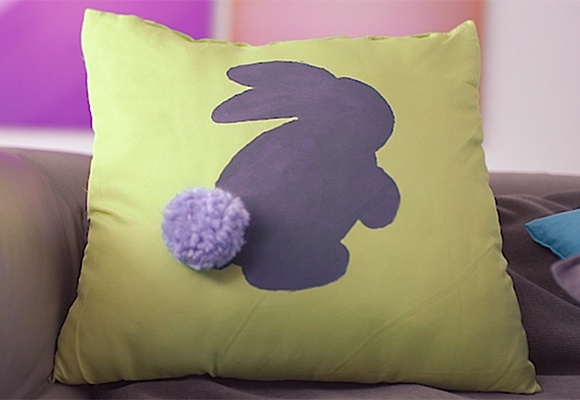 DIY: Kissen mit Osterhasen selbst nähen
