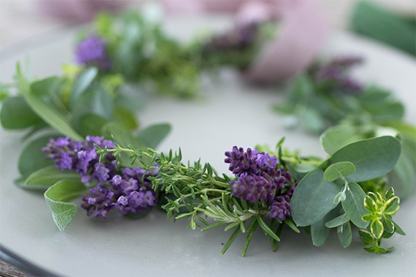 Riecht gut und sieht schön aus - Lavendel-Kräuter-Kranz