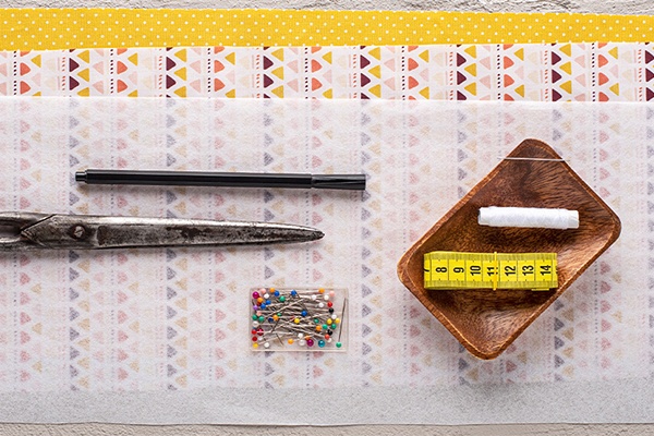 Material für den Baby-Organizer zusammenlegen