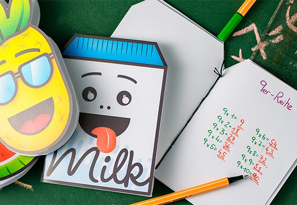 Lustige Notizbücher in Comic-Art als selbstgemachtes Geschenk für den Schulstart