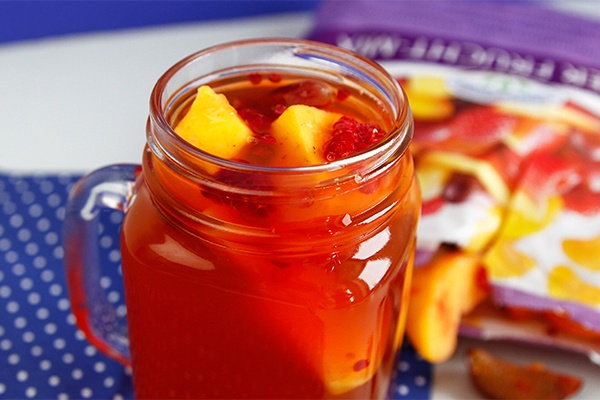 Die besten Tipps für die Faschingsparty mit einer leckeren Faschings-Sangria für Kinder