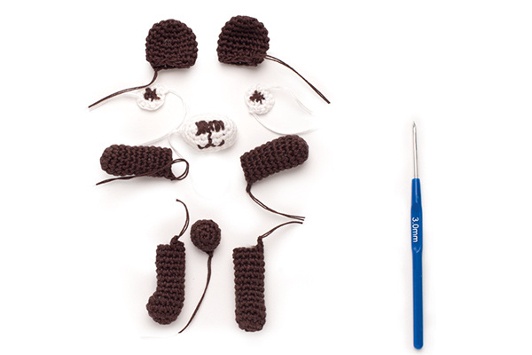 Bär gehäkelte Einzelteile