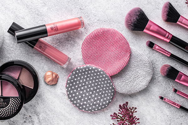 MakeUp, Abschminkpads, Pinsel